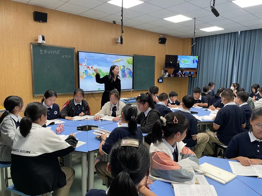 聚焦学科素养构建智慧课堂苍南县民族中学61艺术中学举行七年级教学