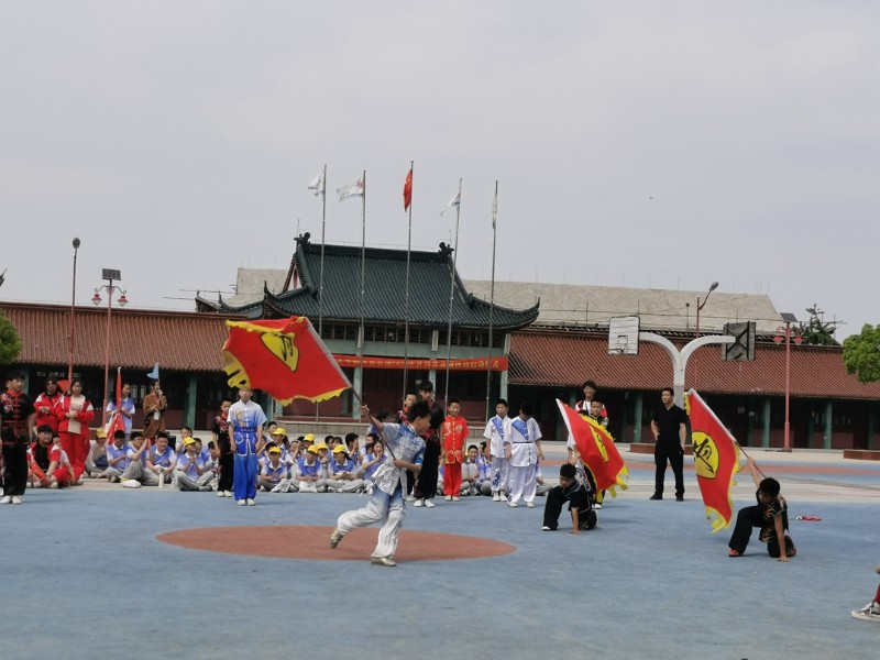 研学实践促成长知行合一在路上长兴县实验小学滨海校区清泉武校研学